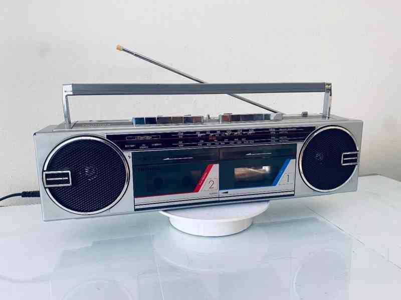 Radiomagnetofon Toshiba RT-8035, rok 1986 - foto 10