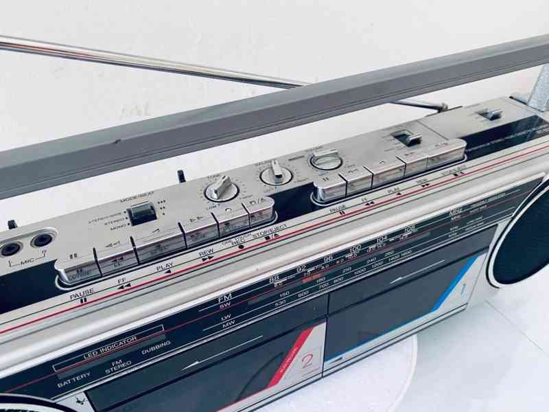 Radiomagnetofon Toshiba RT-8035, rok 1986 - foto 6