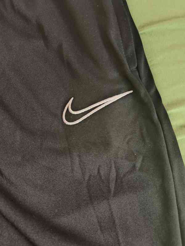 Pánské sportovní kalhoty Nike Academy, vel. L - foto 3