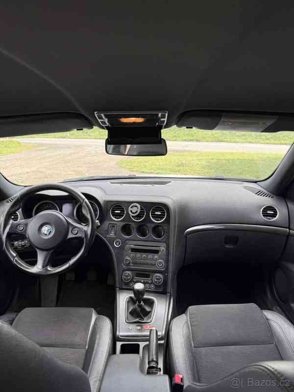 Alfa Romeo 159 159 Sportwagon rok 2011 - foto 6
