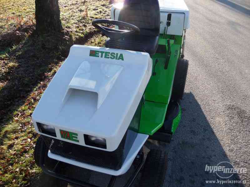 Zahradní traktor,traktůrek,sekačka Etesia 100 hydro TOP STAV - foto 3