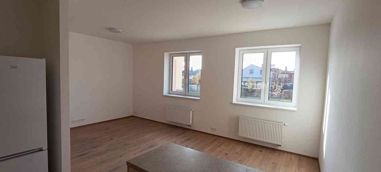 Prodej nového bytu 2+kk se zahrádkou, okr. Znojmo - foto 6