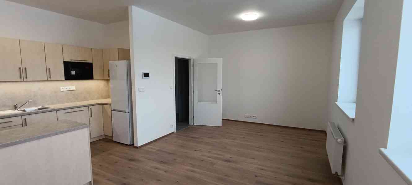 Prodej nového bytu 2+kk se zahrádkou, okr. Znojmo - foto 4