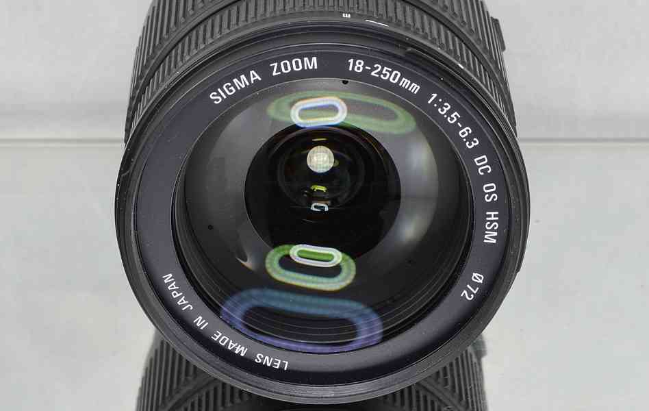 pro Canon - Sigma DC 18-250mm 1:3.5-6.3 HSM OS* - foto 3