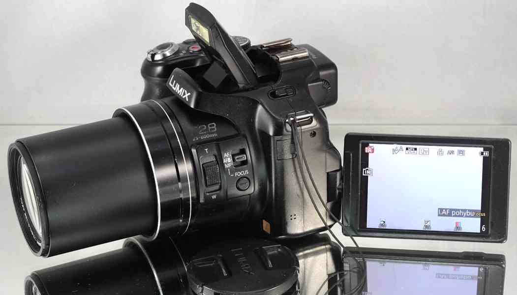 Panasonic Lumix DMC-FZ200 24x Op.Zoom*Full HDV*BAG - foto 3