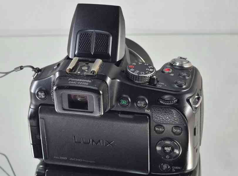 Panasonic Lumix DMC-FZ200 24x Op.Zoom*Full HDV*BAG - foto 5