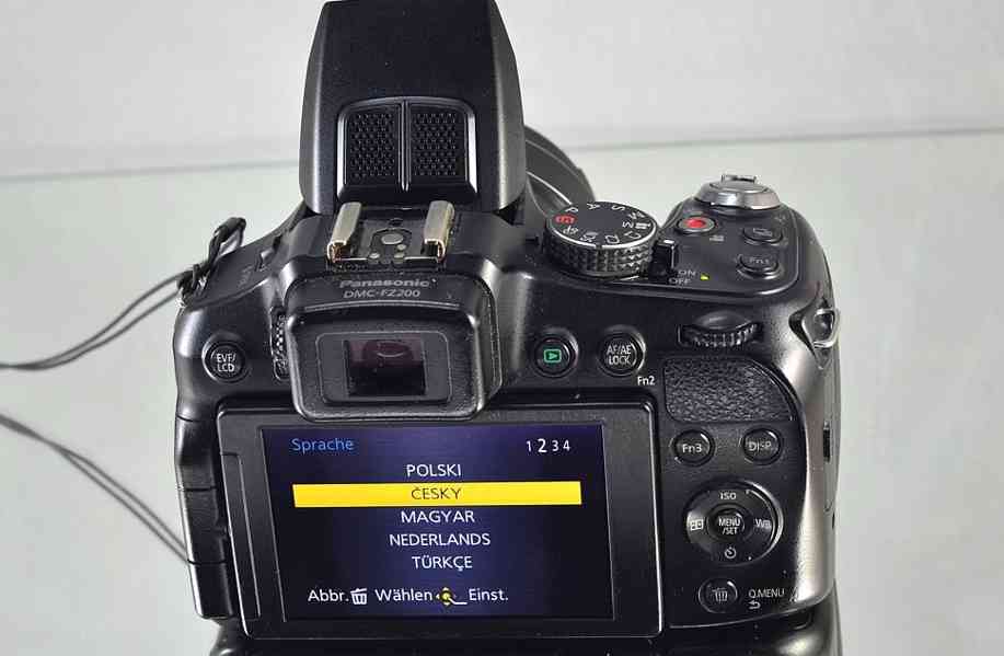 Panasonic Lumix DMC-FZ200 24x Op.Zoom*Full HDV*BAG - foto 6