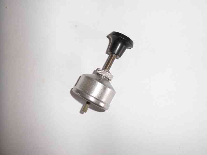 Ostřikovač čelního skal – Škoda Spartak, Octavia, Felicia  - foto 6