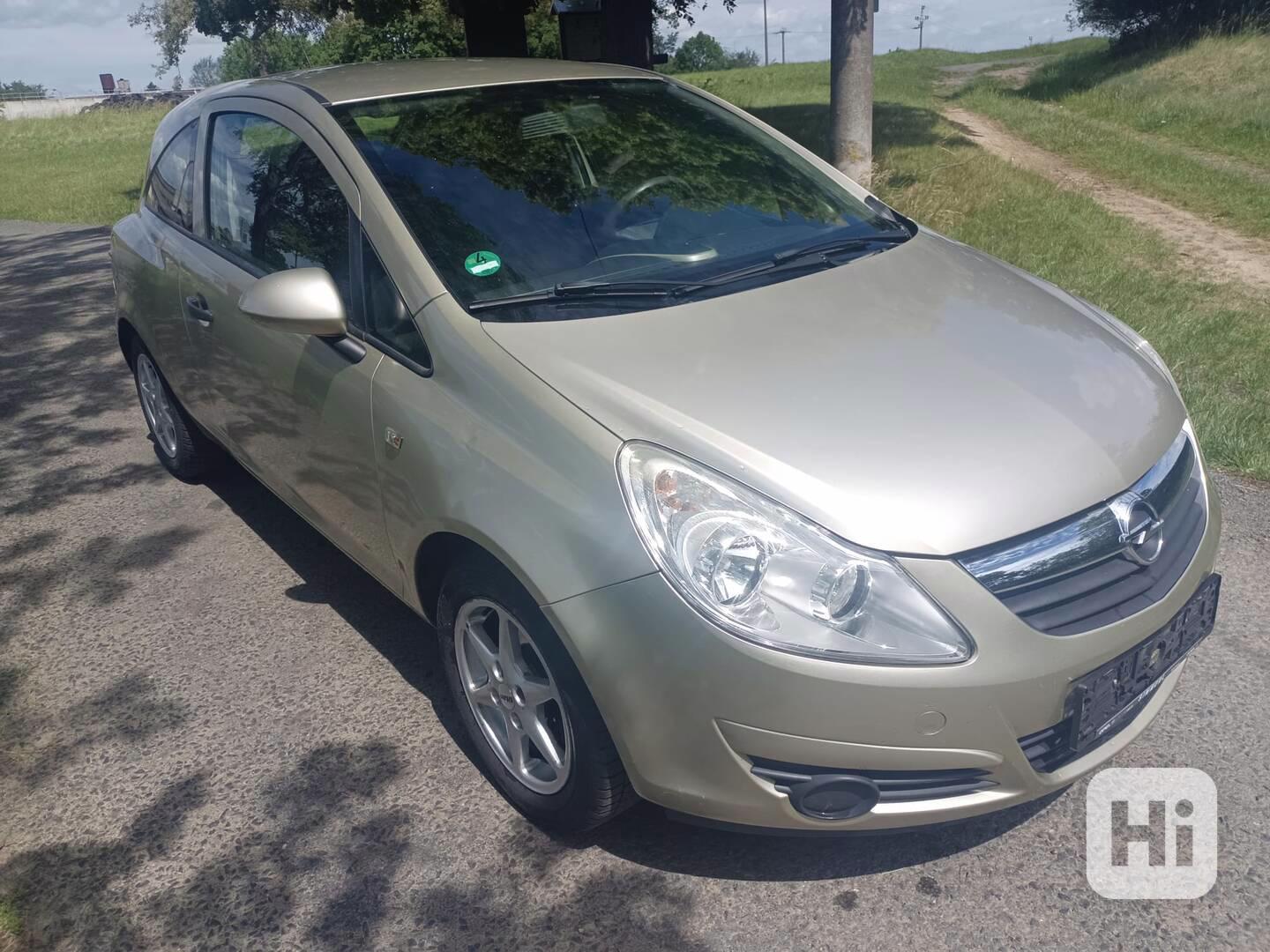 Opel Corsa D 1.2 59Kw RV. 2009 naj.119tis. - NOVÁ STK - foto 1