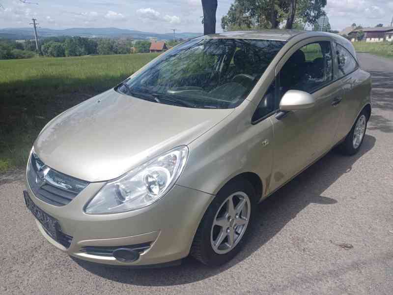 Opel Corsa D 1.2 59Kw RV. 2009 naj.119tis. - NOVÁ STK - foto 13