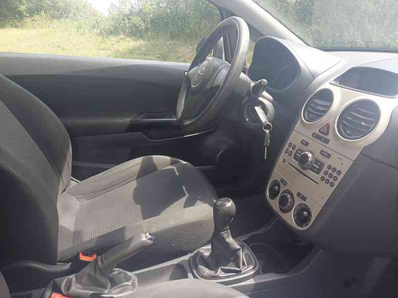 Opel Corsa D 1.2 59Kw RV. 2009 naj.119tis. - NOVÁ STK - foto 5