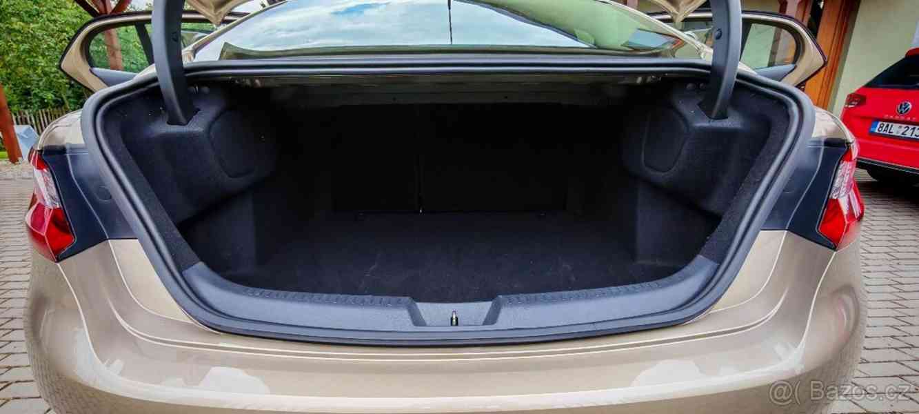 Renault Megane Grandcoupe 1,6 SCe - foto 16