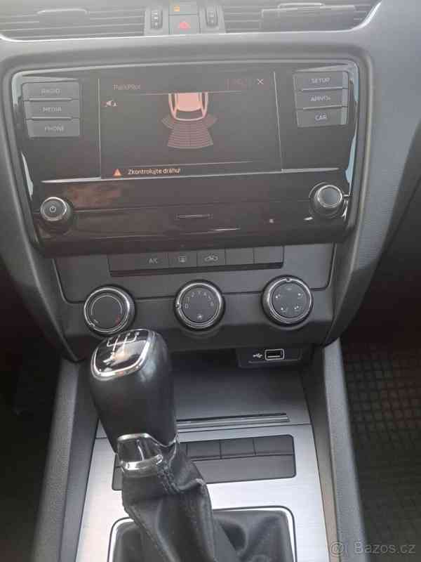 Škoda Octavia 1,6   TDI - foto 7