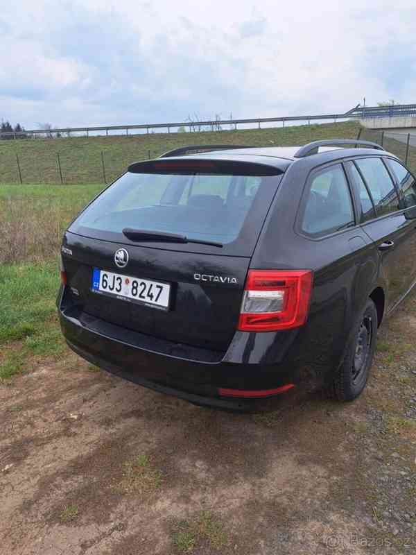 Škoda Octavia 1,6   TDI - foto 4