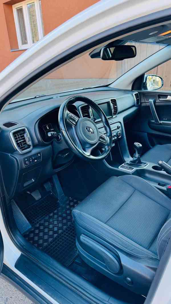 Kia Sportage 1,6 T-GDI 130kw - foto 5