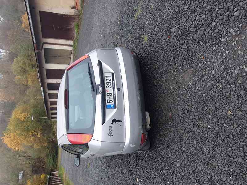 Ford focus 1.6 74 kw  - foto 3