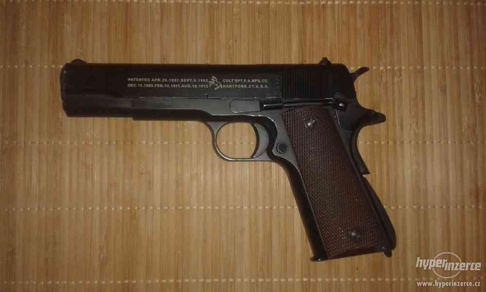 Colt 1911 - foto 1