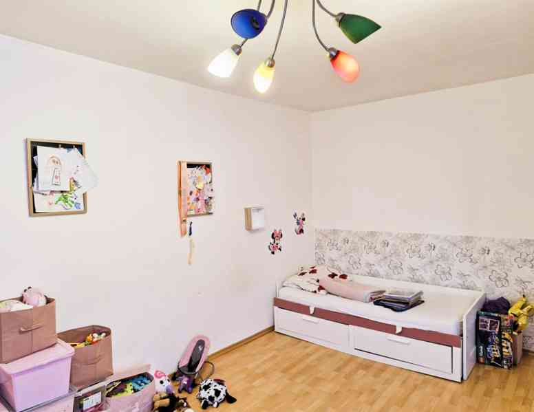 Pronájem prostorného podkrovního bytu 6+1, 171 m² – Krupská - foto 8