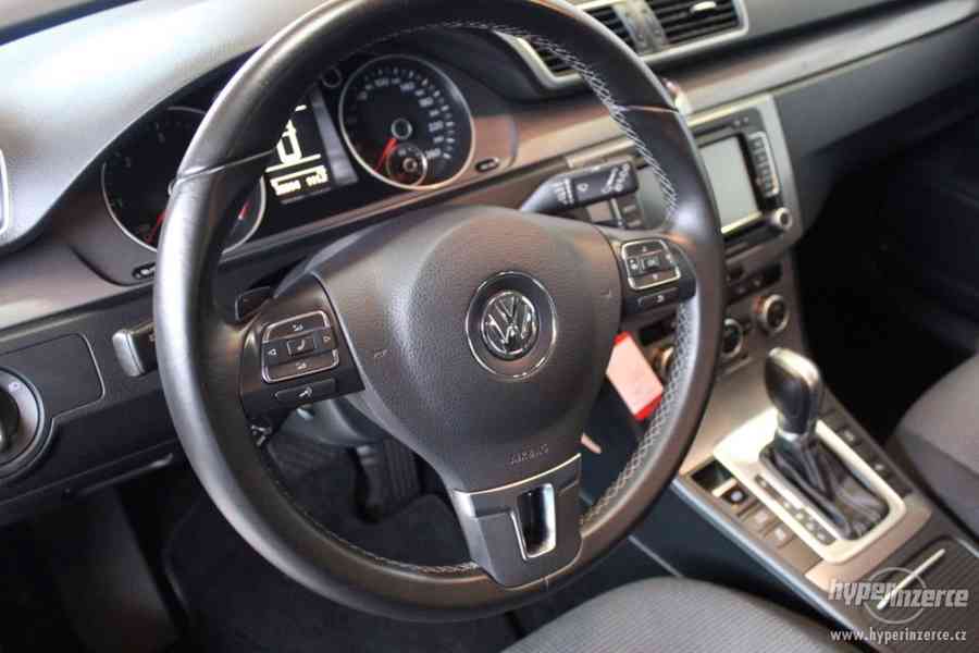 VW Passat 2.0 TDI DSG HIGHLINE kombi - DPH - foto 7
