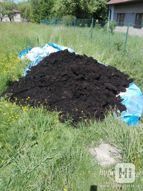Kompost kvalitní uleželý vynikající základ úrody - foto 1