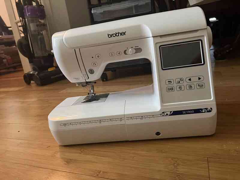  Brother SE1900 Sewing + Embroidery Machine - foto 2