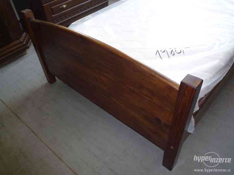 postel dřevěná včetně roštu - foto 2