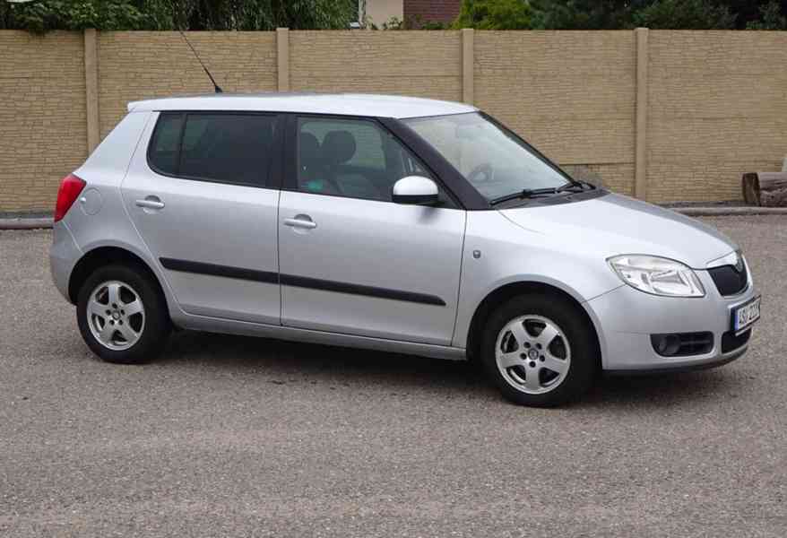 Škoda Fabia 1.2i r.v.2009 Klima stk:6/2027 Koupeno v ČR - foto 2