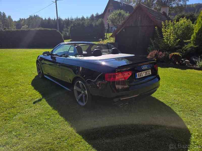 Audi A5 3,0   TDI,4x4,S-LINE,r.v.2015 - foto 13