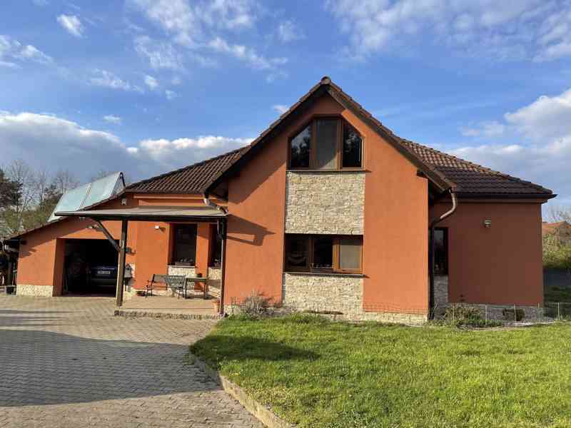 Prodej rodinného domu 236 m², pozemek 1564 m² - foto 28