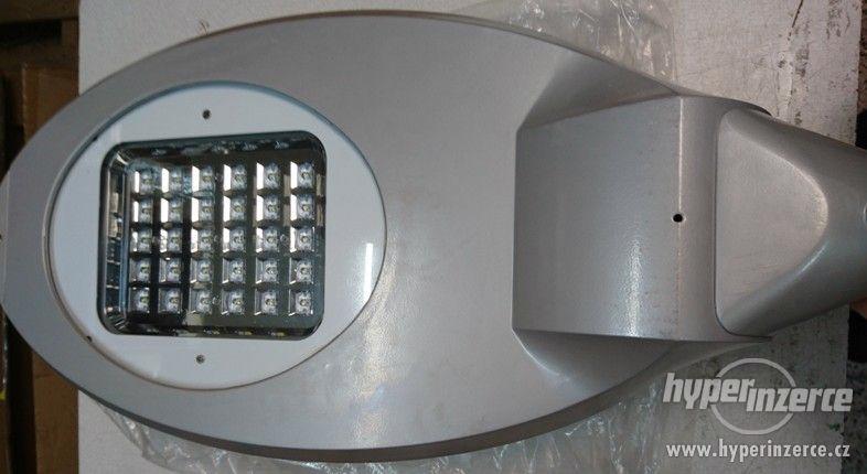 LED reflektor pro pouliční osvětlení StreetK 60W, 5900lm - foto 1