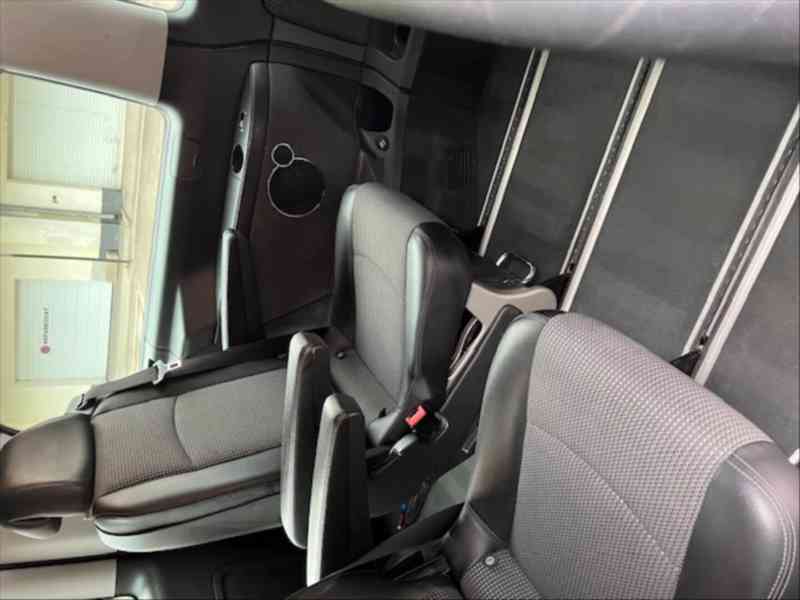 Mercedes-Benz Viano 3,0 - foto 13