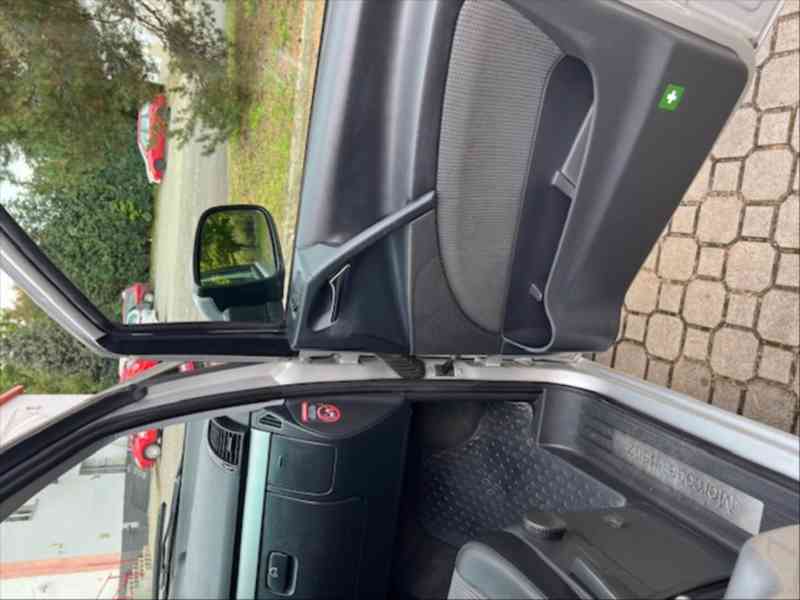 Mercedes-Benz Viano 3,0 - foto 10