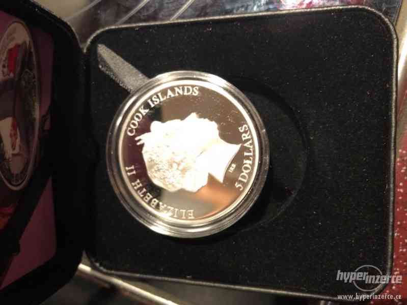 Stříbrná mince 3D Růžový Kakadu - foto 5