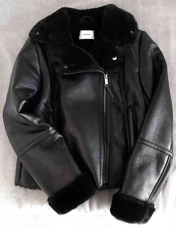 Nová dámská černá bunda značky RESERVED - foto 1