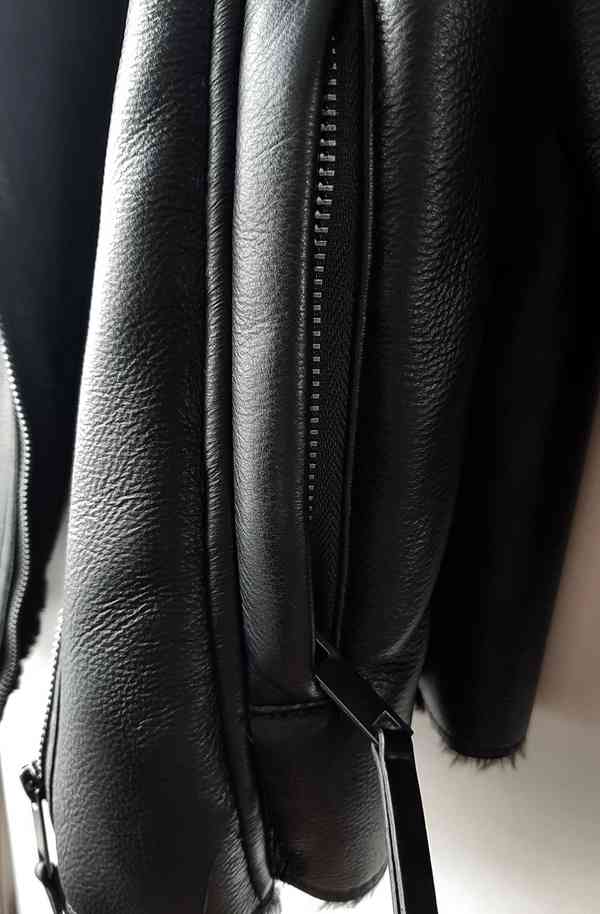 Nová dámská černá bunda značky RESERVED - foto 2