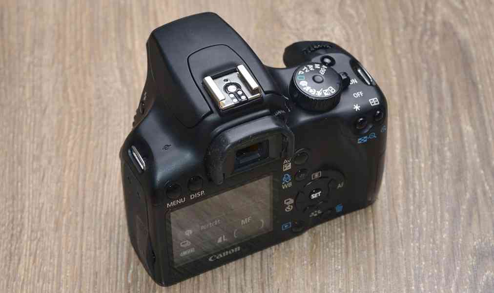 Canon EOS 1000D *APS-C DSLR*Live View 3500 Exp. - foto 4