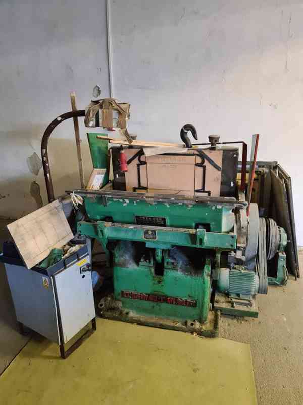 Výsekový stroj na kartony SMIEC PY Q 202C - foto 1