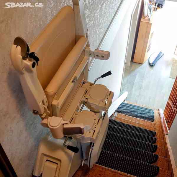 Schodišťová sedačka / výtah Handicare 1100 - foto 3