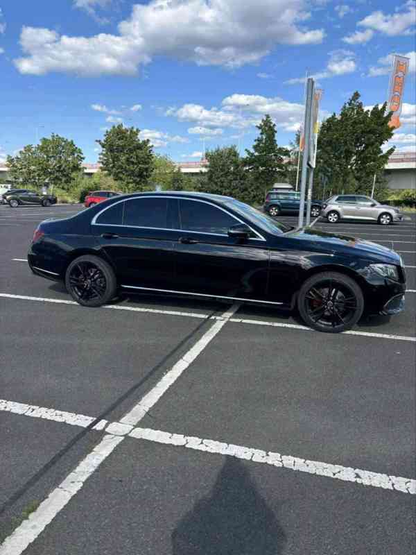 mercedes E 220 - foto 1