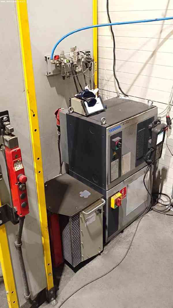 Robotická svařovací stanice YASKAWA MOTOMAN AR2010 - foto 3