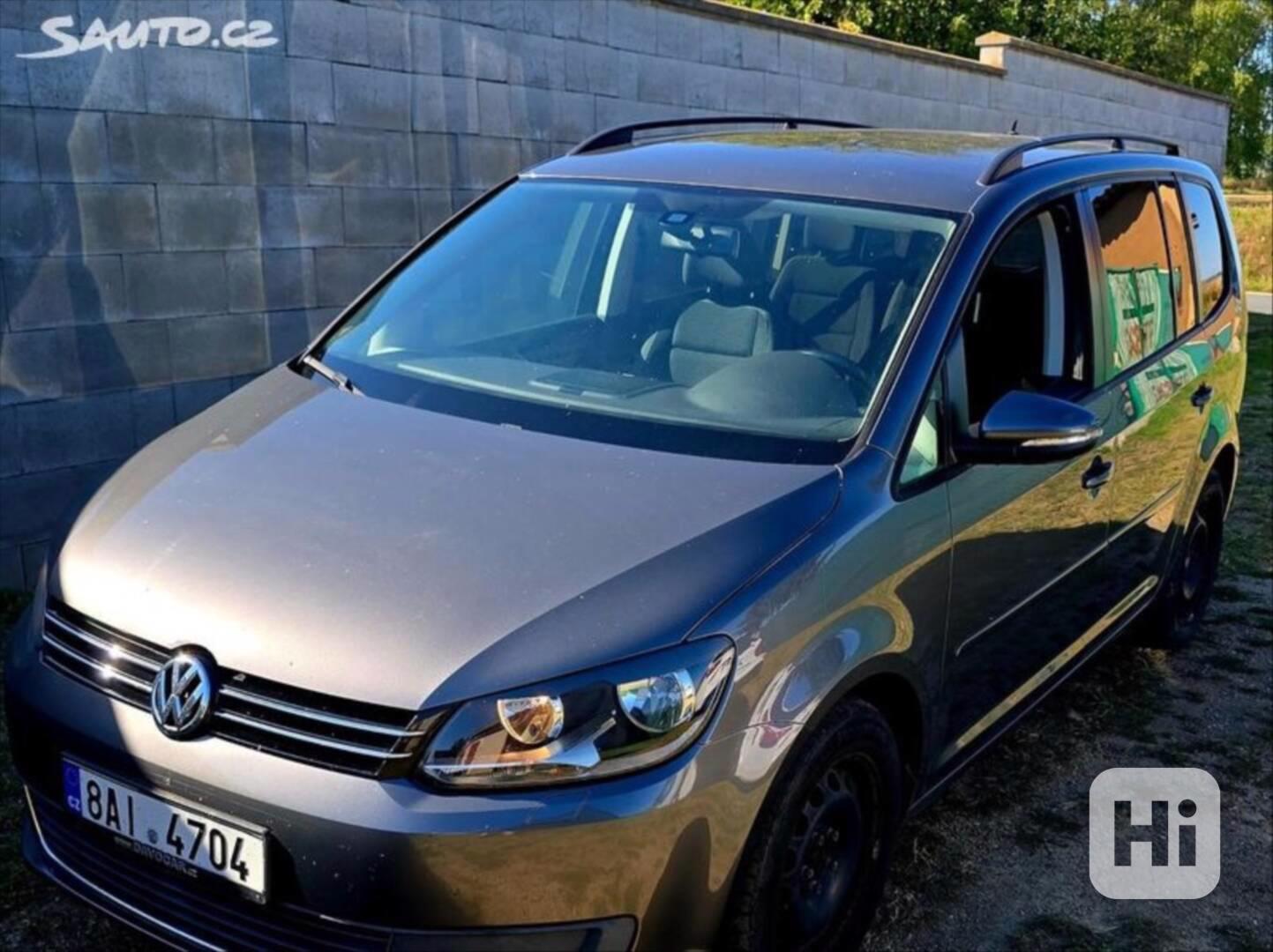 Volkswagen Touran 1,4   Dvě sady kol, tažné, multifunk - foto 1