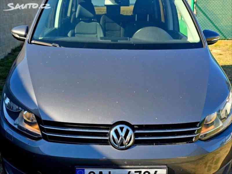 Volkswagen Touran 1,4   Dvě sady kol, tažné, multifunk - foto 3