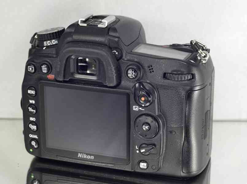 Nikon D7000 **16,2 MPix CMOS*Full HDV*2100 Exp. - foto 6