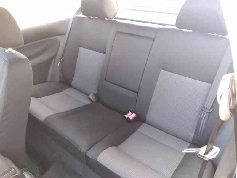 VOLKSWAGEN GOLF 1.4 SPECIAL KLIMA - foto 19