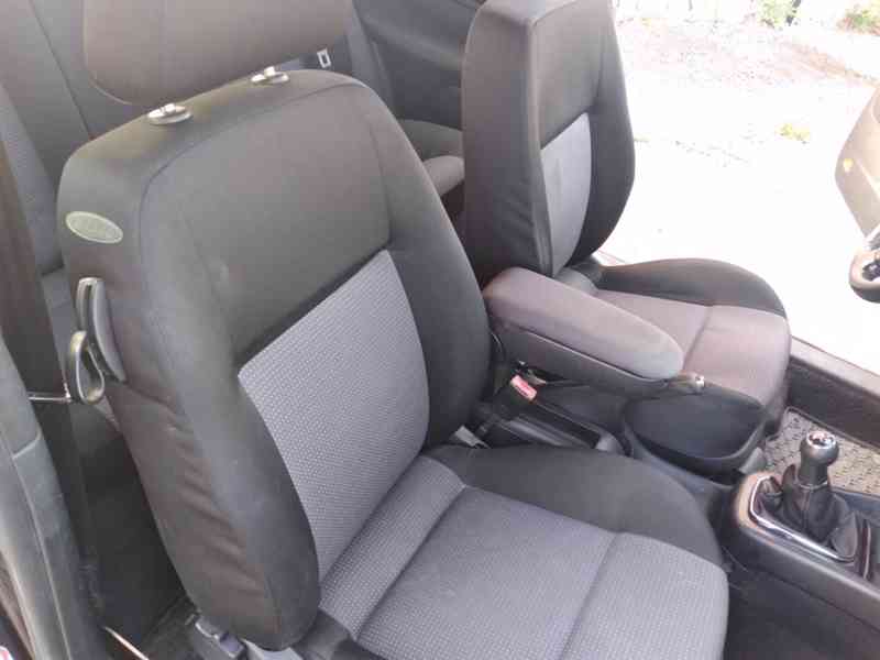 VOLKSWAGEN GOLF 1.4 SPECIAL KLIMA - foto 20