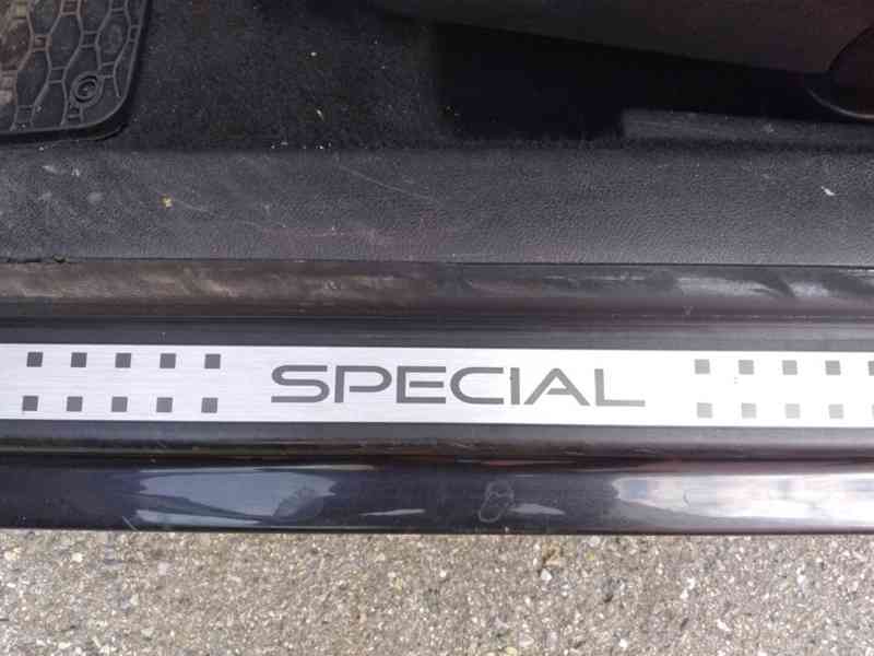 VOLKSWAGEN GOLF 1.4 SPECIAL KLIMA - foto 22