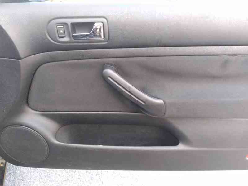 VOLKSWAGEN GOLF 1.4 SPECIAL KLIMA - foto 17