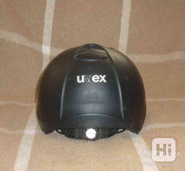 Jezdecká značková helma Uvex - foto 4