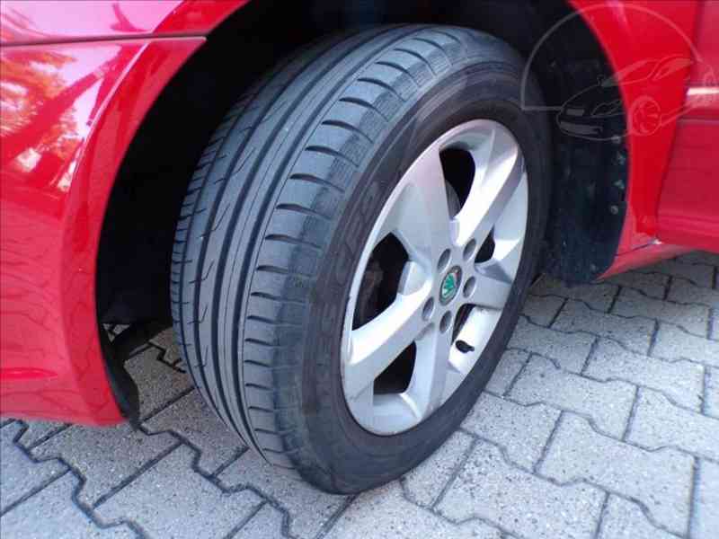 Škoda Octavia 1,6 TDI DSG - foto 16