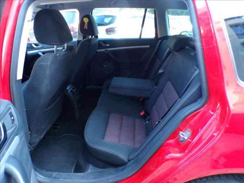 Škoda Octavia 1,6 TDI DSG - foto 10